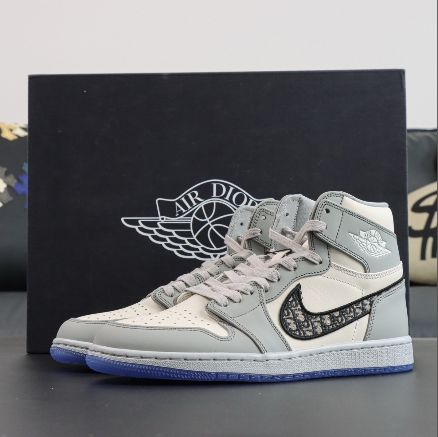 Jordan 1 Retro High Dior